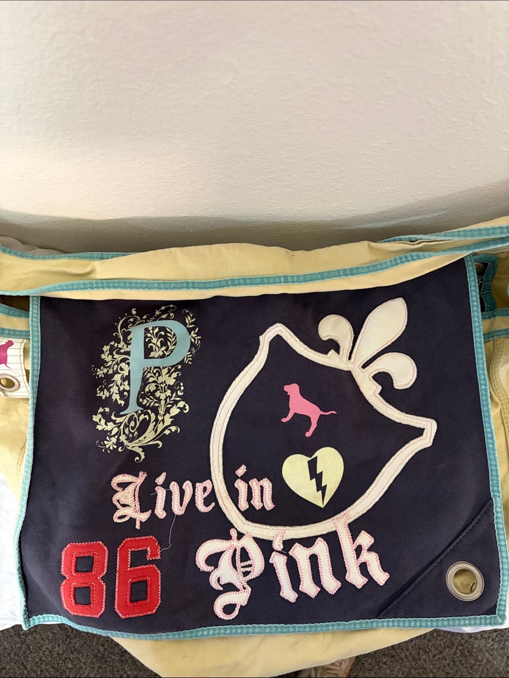Victoria’s Secret PINK shoulder bag
